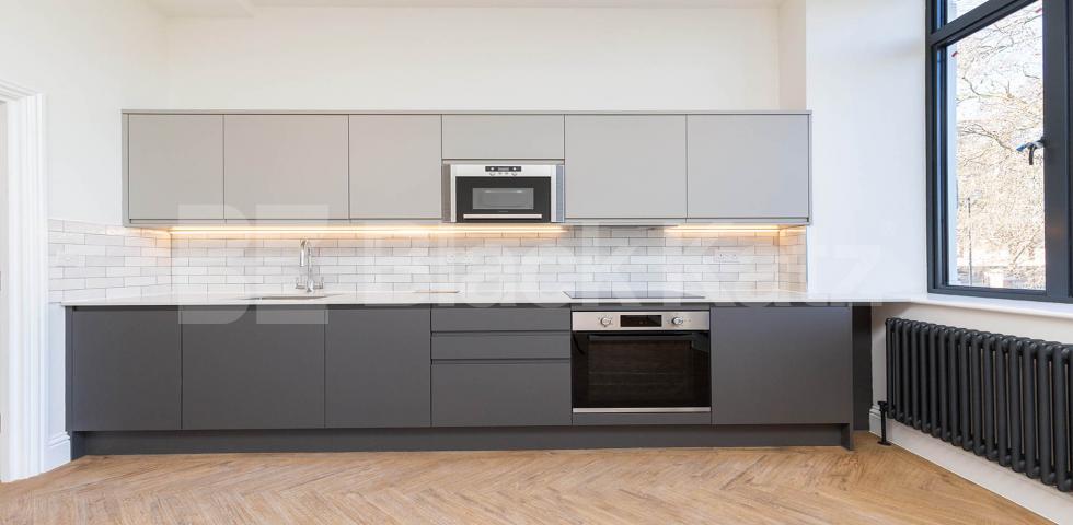 			1 Bedroom, 1 bath, 1 reception Apartment			 Seven Sisters Road, FINSBURY PARK